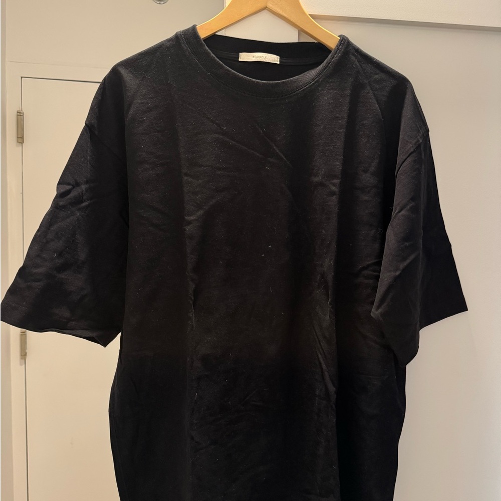Sleek Black Men's Short Sleeve Tee (oversized design)